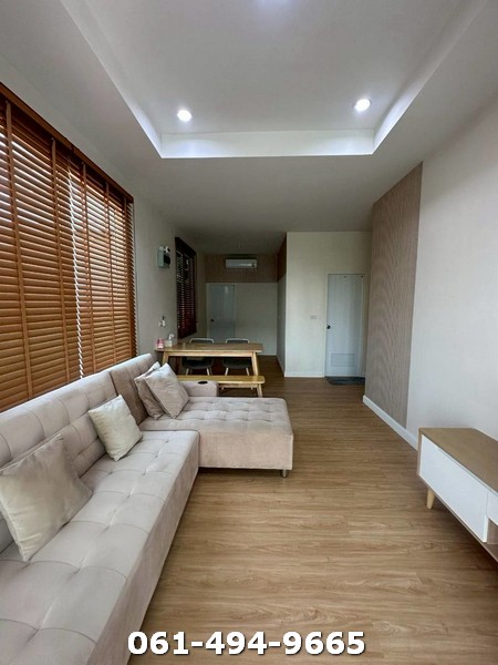 ขายบ้าน หมู่บ้าน ปิ่นฤทัย หลังโลตัสคลอง 7 เป็นบ้านหลังมุม สภาพใหม่มาก การเดินทางสะดวกสบาย