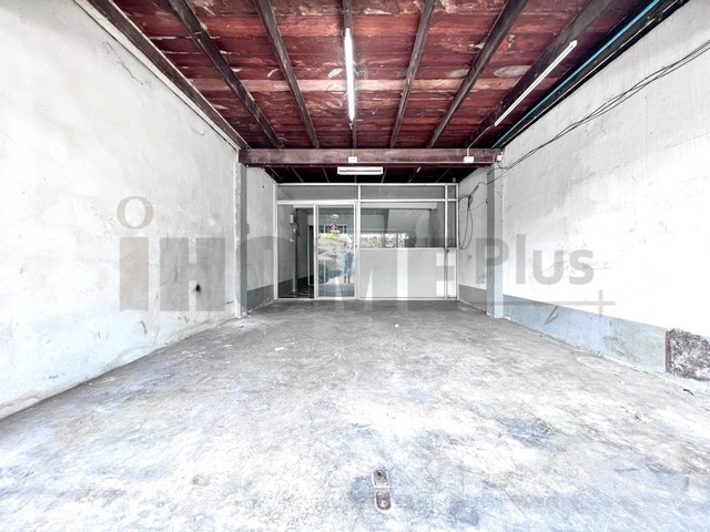 ทาวน์โฮม2 ชั้น 2 คูหา ติดถนนซอยพหลโยธิน 62 ทำเลค้าขาย ใกล้รถไฟฟ้าสถานีคูคต