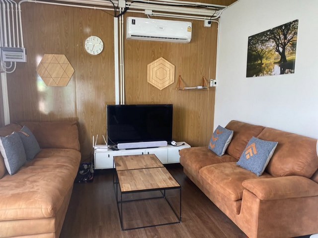 ให้เช่าบ้านเดี่ยวย่านลาดกระบัง พร้อมสระว่ายน้ำ  เนื้อที่ 175 ตรว. ใกล้สนามบินสุวรรณภูมิ