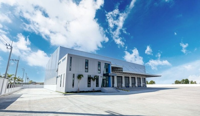 ตลาดรวยทรัพย์ 1.9กม. บางบ่อ รพ.จุฬารัตน์5 3.8กม. ให้เช่าโกดัง พร้อมออฟฟิศ 2 ชั้น  1,960ตรม. 490ตรว.6 น้ำ สนามบินสุวรรณภูมิ14 กม.