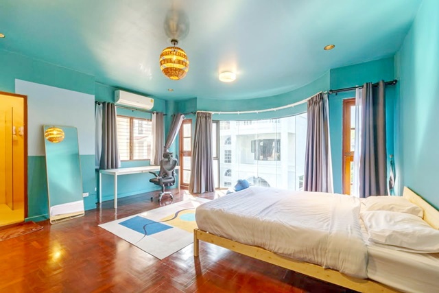 BTSทองหล่อ21-27 ดองกิ มอลล์ 1กม.5น้ำ  ให้เช่าทาวน์โฮม 5ชั้น สุดหรู  5-6นอน 407 ตร.ม. 47ตรว. เอ็มควอเทียร์  1 กม.   