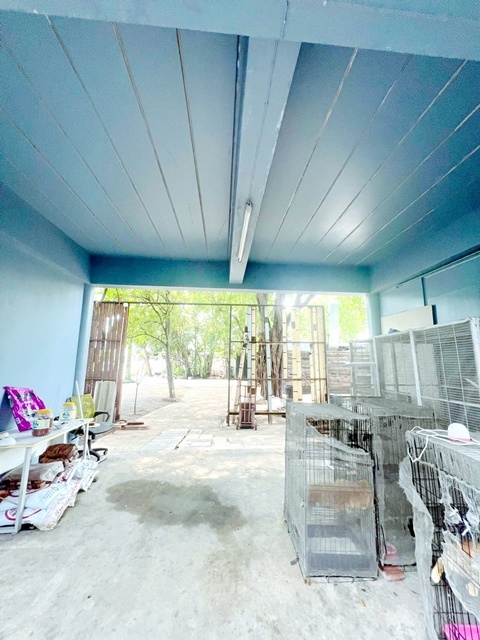 ทองหล่อ 21-25 ซ.สุขุมวิท 47-51 MRT รฟม.1.6 กม.เช่า-ขายที่ดินพร้อมอาคาร 2 ชั้น 1ไร่ 32 ตร.วา. ตลาดเอกมัย 1 กม. 1,724 ตร.ม.วิวสวน 5 นอน 5 น้ำ