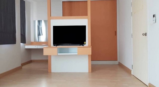 ให้เช่าทาวน์เฮ้าส์2ชั้น The connect  พัฒนาการ 38 พร้อมเฟอร์นิเจอร์และครัวบิ้วอิน