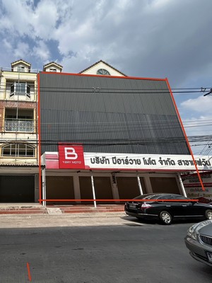 ทำเลโครตดี ราคาโครตโดน อาคารพาณิชย์ 3 คูหา ริมถนนมิตรภาพ โคราช น้ำไม่ท่วม หลังตลาดเซฟวัน ขายพร้อมผู้เช่า เหมาะสำหรับนักลงทุน