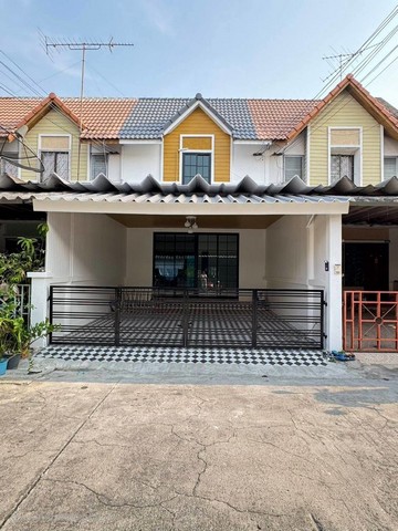 KDH0110 ขายทาวน์เฮ้าส์  แฟมิลี่แลนด์ (นาป่า) ขนาด 20 ตร.วา 2 ชั้น
