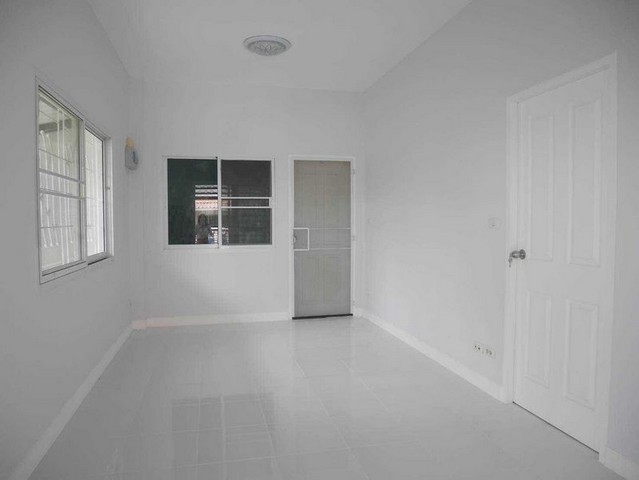 KDH0108 ขายทาวน์เฮ้าส์ ทรัพย์รุ่งเรืองซิตี้1  (บ้านเก่า-พานทอง) ขนาด 32 ตร.วา ชั้นเดียว