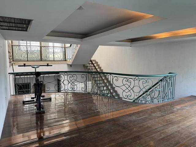 ขายทาวน์โฮม4.5ชั้นย่านสุุขมวิท71ซอยปรีดีพนมยงค์ 14 ใกล้ทางด่วนBTSพระโขนง 35ตร.ว.