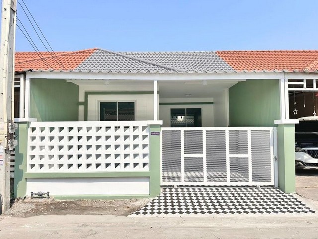 KDH0104 ขายทาวน์เฮ้าส์ทรัพย์รุ่งเรืองซิตี้ 2 (บ้านเก่า-พานทอง)  ขนาด 21 ตร.วาชั้นเดียว