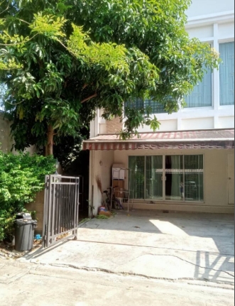 ขายทาวน์โฮม  บ้านกลางเมือง S-Sense Onnut หลังหัวมุม