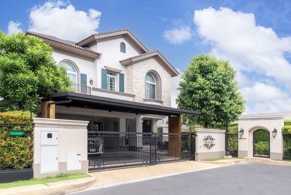 ให้เช่าและขายบ้านเดี่ยว 2 ชั้นหลังมุม นันทวัน รามอินทรา  พหลโยธิน50 ซอยเทพรักษ์60 ใกล้ทางขึ้น-ลงทางด่วน