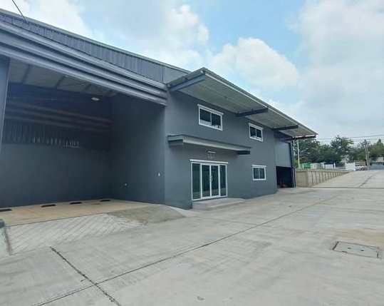 ให้เช่า โกดัง 456 ตรม  ใกล้ท่าเรือแหลมฉบัง  อ.ศรีราชา ชลบุรี