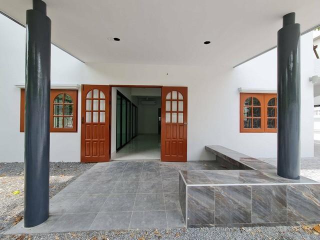 ให้เช่าบ้านเดี่ยว 2 ชั้น 70 ตรว. ย่านโชคชัย 4 ลาดพร้าว นาคนิวาส เหมาะทำโฮมออฟฟิศ ใกล้เลียบด่วน ใกล้ MRT โชคชัย4