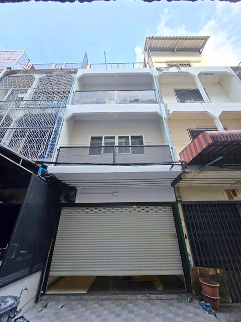 Fortune เซ็นทรัล MRT พระราม 9 1.1กม. ให้เช่า บ้าน อาคาร 4ชั้น รัชดา1-7 สถานฑูตจีน 800ม. 235 ตร.ม.ใจกลางเมือง ขาย 4.9 ล้าน 3 นอน 2 น้ำ 