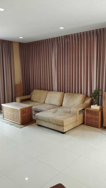 ขาย บ้านเดี่ยว 2 ชั้น บ้านพร้อมที่ดิน ขนาด 52.5 ตรว. หมู่บ้านเศรษฐสิริ ศรีนครินทร์-พระราม 9 เดินทางสะดวก ใกล้โรงพยาบาลสมิติเวช-ศรีนครินทร์