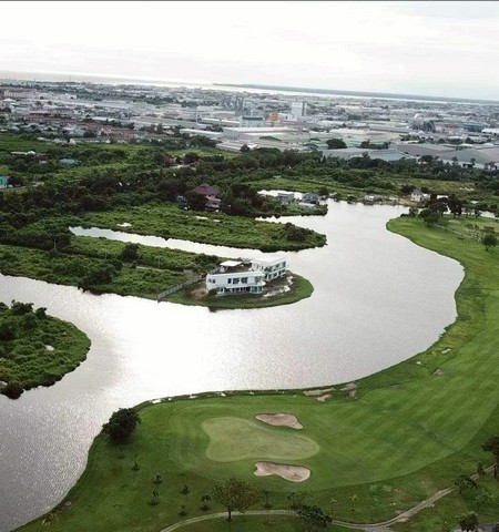 ขายบ้านเดี่ยว 2 หลังใหญ่ ติดสนามกอล์ฟ ในสนามกอล์ฟ บางปูกอล์ฟแอนด์สปอร์ต ต.แพรกษาใหม่ อ.เมือง จ.สมุทรปราการ