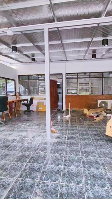 รองรับ 4คัน ใหญ่มาก โลตัส หมู่บ้านนักกีฬา เพียง 700ม. ให้เช่า หลังมุมบ้านเดี่ยว 2ชัั้น 3แอร์  54ตร.วา Airport Link บ้านทับช้าง 1.9 กม.