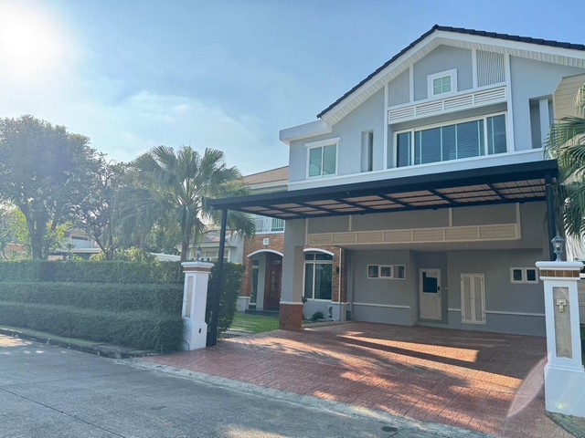 ขายหรือให้เช่าบ้านเดี่ยว 2 ชั้นพร้อมสระว่ายน้ำ เรือนรับรอง หมู่บ้านเพอร์เฟค มาสเตอร์พีช พระราม9 ติดถนนเลียบคู่ขนานมอเตอร์เวย์ 