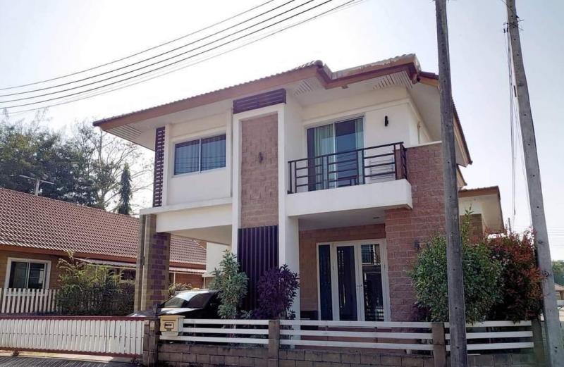 ขายพร้อมผู้เช่า 3.8 ล้าน 56 ตรว. บ้านเดี่ยว 2 ชั้น #โซนสันทราย บ้านหัวมุม​ #รับรายได้ทุกเดือนๆละ16,000 บาท (สัญญาหมด ส.ค. 68) #บ้านในโครงการ