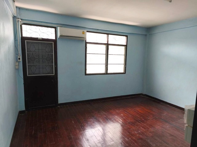 วชิรธรรมสาธิต36-42 ให้เช่าทาว์นเฮ้าส์ 2 ชั้น หลังมุม 26ตร.วา. 206ตร.ม. ทำเลดี  2 นอน 2 น้ำ BTS อุดมสุข 2 กม. เซ็นทรัลบางนา 1.8 กม.