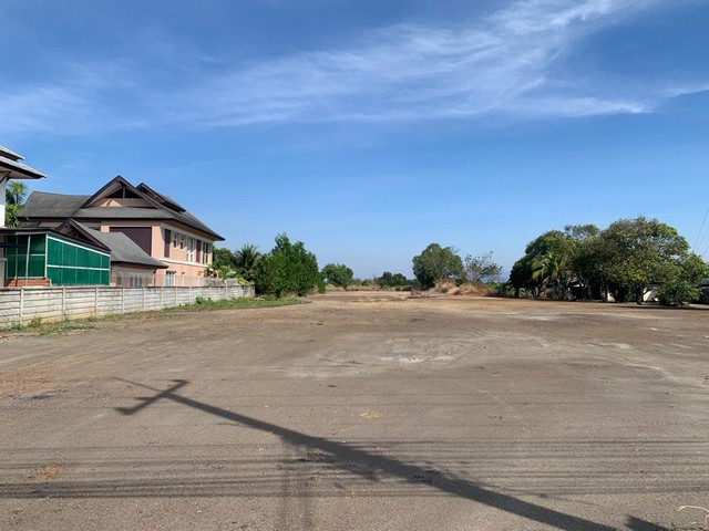 พื้นที่ดิน ที่ดินใกล้ทะเล ท่าใหม่ จันทบุรี 4 RAI 2 ngan 0 ตรว.  28000000 บ. ดี-งาม