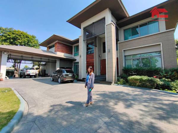 ขายด่วนๆ บ้านคฤหาสน์ 2ชั้นสุดหรู (สระว่ายน้ำในตัว)  495 วา6นอน6น้ำเฟอร์ครบ ถนน เฉลิมพระเกียรติ ร. 9 ใกล้สวนหลวง ร.9 ราคาขาย 65 ล้านบาท