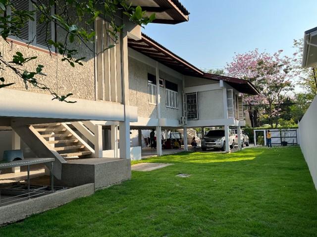 ให้เช่าบ้านเดี่ยว 120 ตรว. หมู่บ้านนวธานี ถนนเสรีไทย ใกล้มอเตอร์เวย์ ( รีโนเวทใหม่ )