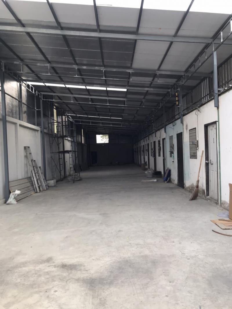 โกดัง 100ตรว.(400ตรม.) พร้อมห้องพัก 10ห้อง อยู่บางปลา บางพลี สมุทรปราการ 