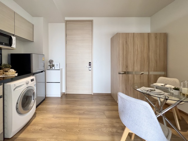 Park 24 peaceful safe private 4th floor BTS Phrom Phong