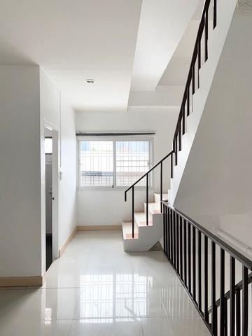 ให้เช่าทาวน์โฮม โฮมออฟฟิศ ย่านพระราม4 สุขุมวิท36 เหมาะทำโฮมออฟฟิศ