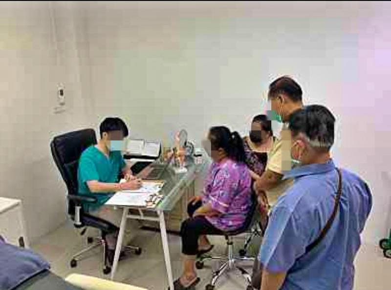 เซ้งด่วนคลินิกความงาม กัลปพฤกษ์ ติดถนนใหญ่ ในโครงการซิตี้คอนเนค ใกล้ห้างใหญ่ ติดถนนใหญ่ เดินทางสะดวก