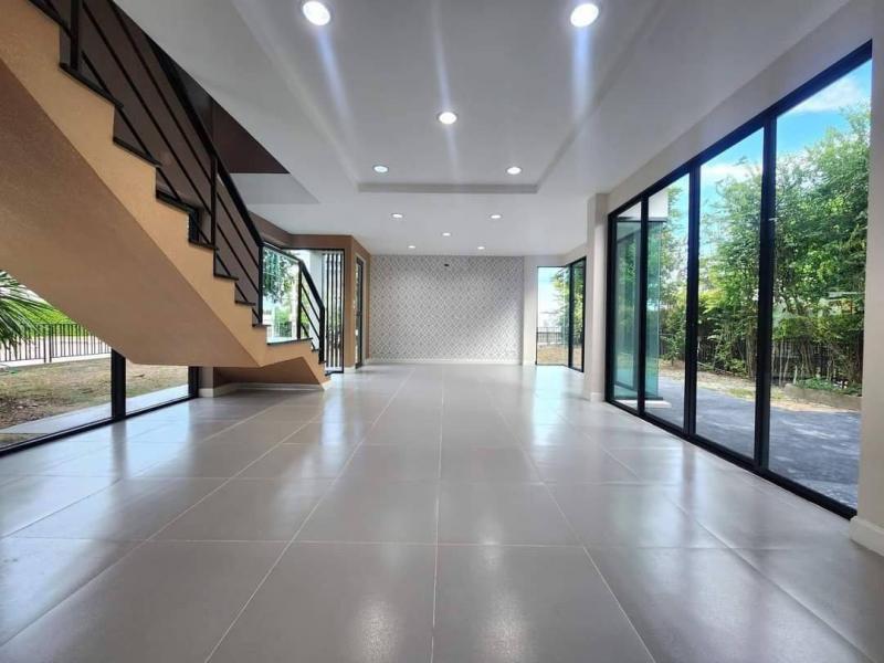 สวยสุดๆ​ #แปลงหัวมุม​ ขาย 4.69 ล​.เท่านั้น​ 83 ตรว. #โซนสันกำแพง บ้านเดี่ยว 2 ชั้น ทำเลดี #ติดถนนสันกำแพงสายใหม่ หมู่บ้านเงียบสงบ