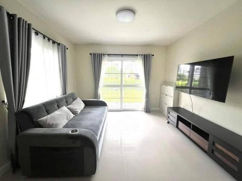 ขายพร้อมผู้เช่า 3.39 ล้าน 70 ตรว. #กาญจน์กนกวิลล์8 #แม่โจ้ บ้านเดี่ยว 2 ชั้น #เฟอร์นิเจอร์ครบ บรรยกาศดี ร่มรื่น ใกล้เมือง เดินทางสะดวก