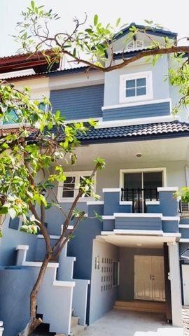 P555 ขาย ให้เช่า ทาวน์โฮม 3 ชั้น ครึ่งหลังมุม หมู่บ้านเน็พปาร์ค ใกล้เลียบทางด่วน ประเสริฐมนูญกิจ 29 รีโนเวทใหม่