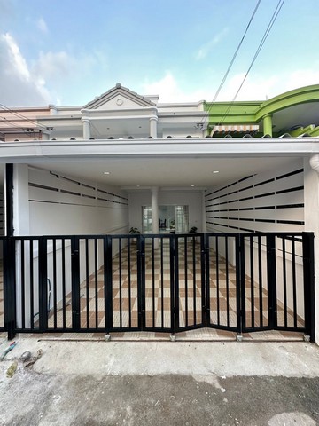 ขายทาวน์เฮาส์ 2 ชั้น  เมืองพัทยา  อำเภอบางละมุง  จังหวัดชลบุรี