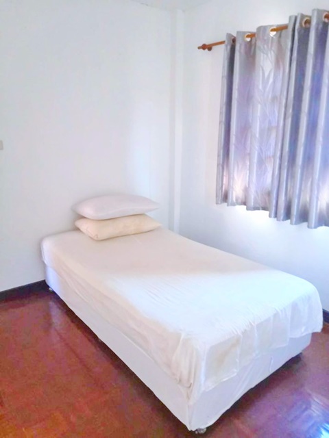 ใหญ่มาก 92ตร.วา เซ็นทรัล หาดใหญ่ 5 กม 202ตรม. บ้านเดี่ยว ถนนกาญจนวนิช 4นอน 3น้ำ . ม.อ. หาดใหญ่ 3.5 กม.