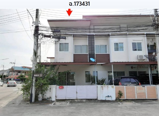 ขายทาน์เฮ่้าส์ 2 ชั้นโครงการเพชรธารา ตำบลสำนักบก อำเภอเมืองชลบุรี ชลบุรี