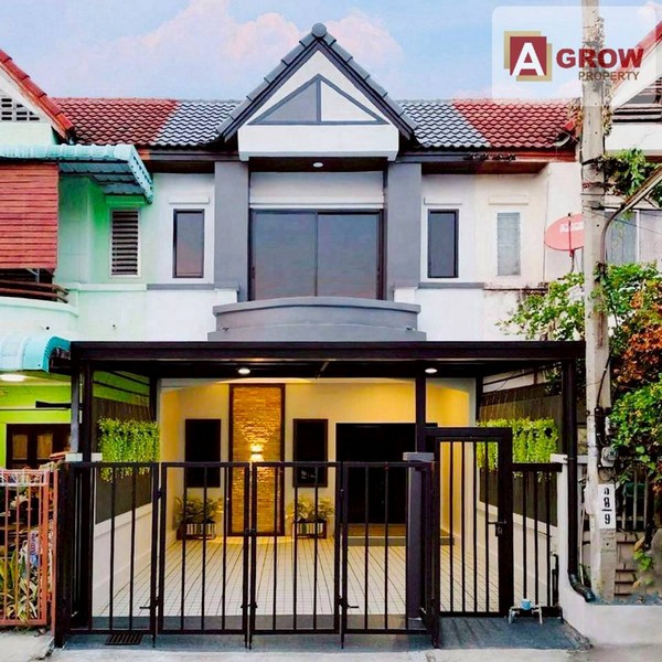 หมู่บ้านพารวย-ชัยพฤกษ์  ถนนเมน รีโนเวทใหม่ทั้งหลัง พร้ิอมเข้าอยู่ได้เลยค่ะ