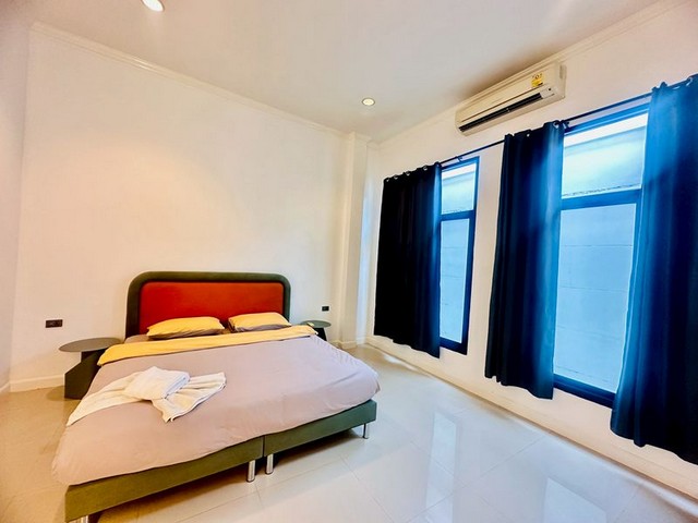 บ้านอัญดา พัทยา มีสระว่ายน้ำส่วนตัวขนาดใหญ่ เงียบสงบน่าอยู่มาก ขายถูกมาก