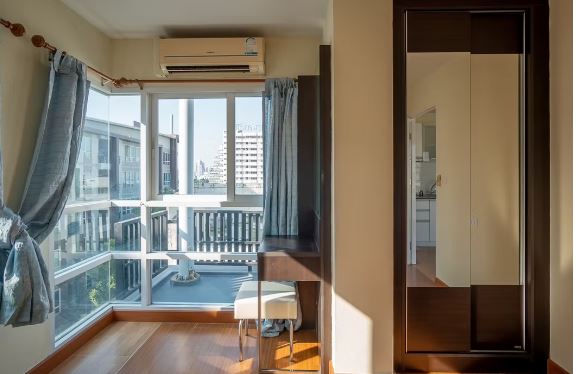 ขายคอนโด ติดรถไฟฟ้าภาวนา ลาดพร้าว สภาพใหม่ ถูกมาก เพียง ตรม ละ 55,000 บาท