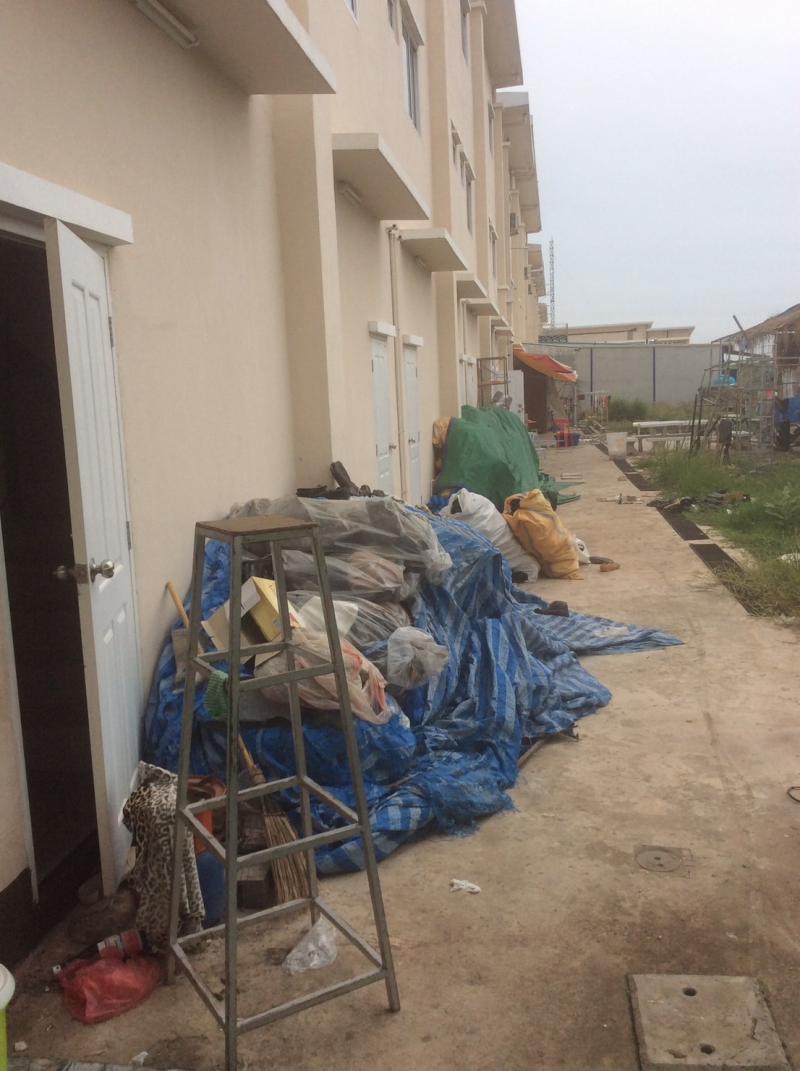 อาคารพาณิชย์ 3 ชั้น ศูนย์การค้าอินโดจีน อรัญประเทศ - เนื้อที่ 24 ตร.ว. พื้นใช้สอย 248 ตร.ม. พร้อมผู้เช่า