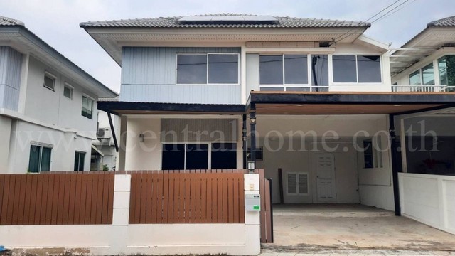 บ้านแฝด หมู่บ้าน เพอร์เฟค พาร์ค บางบัวทอง ติดตั้งโซล่าร์เซลล์ พร้อมอยู่