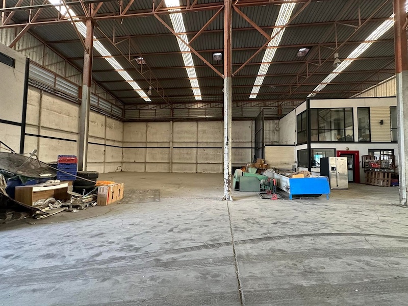 BST843 | ให้เช่าโรงงานและโกดัง พื้นที่ใช้สอย 3,500 ตร.ม. | บางบัวทอง นนทบุรี | พื้นที่สีม่วง มีใบ รง.4 ประเภท 105