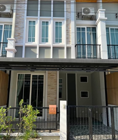 ให้เช่าทาวน์โฮม2 ชั้น โกลเด้น ทาวน์ บางนา-สวนหลวง  ประเวศ