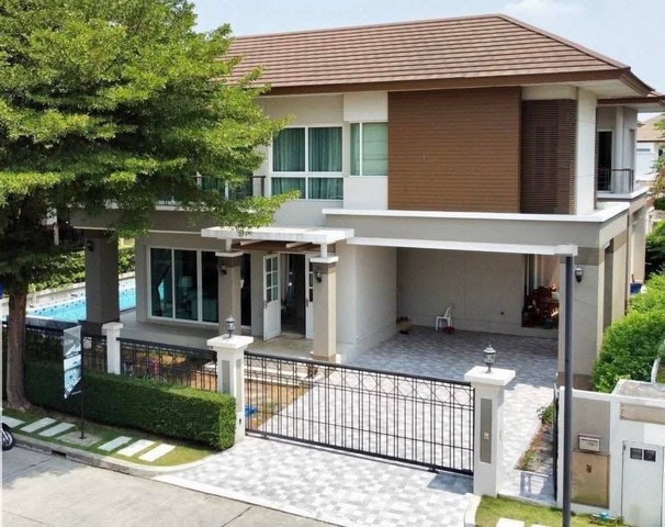 บ้านเดี่ยว 2 ชั้น หมู่บ้านเนอวานา ไอคอน ปิ่นเกล้า ใกล้ รพ.ธนบุรี2 บ้านเดี่ยว 2 ชั้น 145 ตร.วา พื้นที่ใหญ่มาก