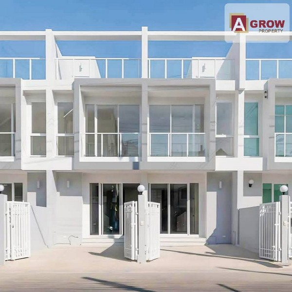 ขาย/ให้เช่าหมู่บ้านวรนิช เฉลิมพระเกียรติ ร.9 เฟสใหม่ด้านหน้าโครงการ ติดถนนใหญ่ ได้บ้านใหม่ในราคามือสอง