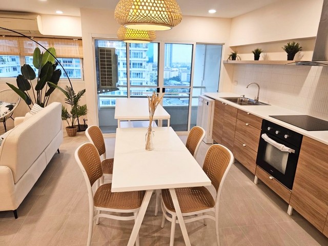 ให้เช่า คอนโด ห้องแต่งใหม่  ทองหล่อ ทาวเวอร์ คอนโดมิเนียม 96 ตรม. 2 นอน 2 น้ำ ชั้น 17 ใกล้ BTS ทองหล่อ