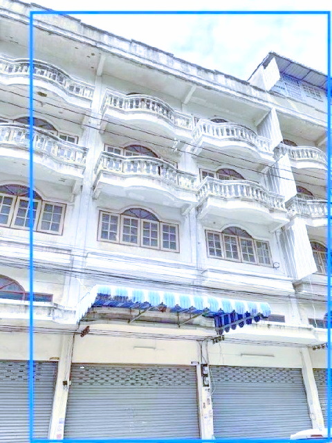 ซ.เพชรเกษม 95-99  รร.สารสาสน์วิเทศหนองแขม 4.2 กม.บิ๊กซี อ้อมใหญ่ 2.5 กม.ให้เช่า 2 คูหา 4 ชั้น 42 ตร.วา.632 ตร.ม.  ม.เอเชียอาคเนย์ 5.8 กม.