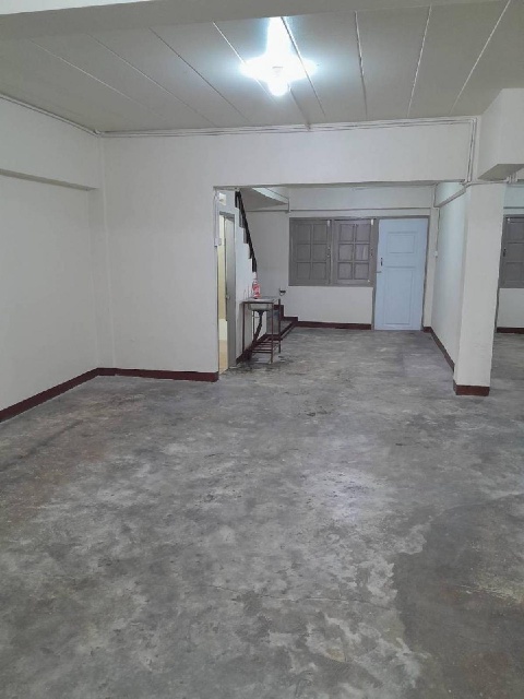 รีโนเวทใหม่ ให้เช่าอาคารห้องมุม 3 ชั้น 2 บรมราชชนนี64-76 ตึก 24 ตร.วา.384 ตร.ม.ม.ทองสุข 3.4 กม. สไตล์ modern luxury ทำเลดี 4 นอน 2 น้ำ