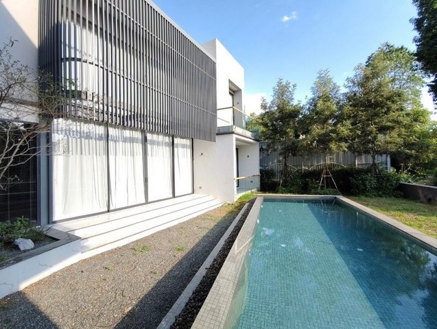 พูลวิลล่าสร้างใหม่ 2 ชั้น ตกแต่งสวย เงียบสงบ ดอยสะเก็ด 