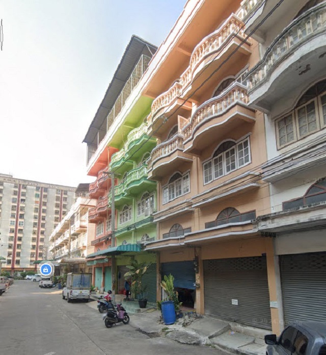 ม.เอเชียอาคเนย์ 5.8 กม. บิ๊กซี อ้อมใหญ่ 2.5 กม.ให้เช่า 2 คูหา 4 ชั้น 40 ตร.วา.640 ตร.ม. ซ.เพชรเกษม 95-99  รร.สารสาสน์วิเทศหนองแขม 4.2 กม.